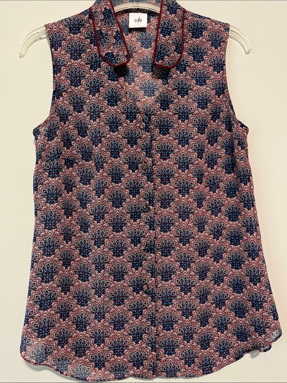 Cabi Navy and Pink Floral Medallion Collared Sleeveless top